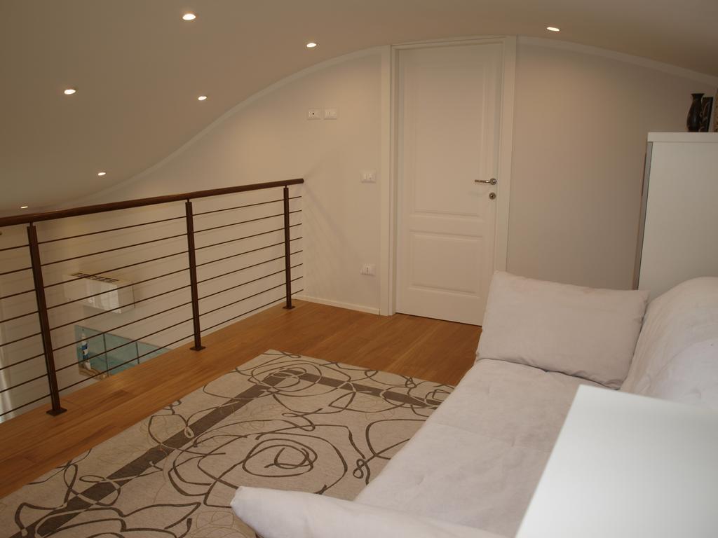 Il Pontile Holidays Apartment Marina di Pietrasanta Habitación foto