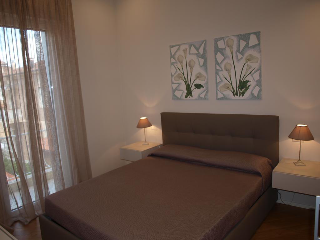 Il Pontile Holidays Apartment Marina di Pietrasanta Habitación foto